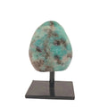 Amazoniet half gepolijst / half ruw op standaard (7 × 6 × 11 cm) - Opgezette Werelden